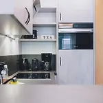 公寓 Alpine Living By We Rent, Summercard Included *