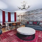Alpine Living By We Rent, Summercard Included 滨湖采尔