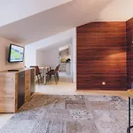 Daire Alpine Living By We Rent, Summercard Included Zell am See