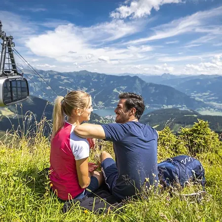 Alpine Living By We Rent, Summercard Included 滨湖采尔