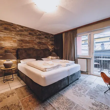 Alpine Living By We Rent, Summercard Included