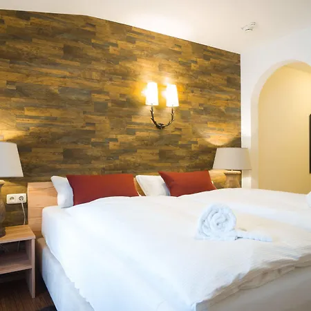 Alpine Living By We Rent, Summercard Included Apartman Zell am See