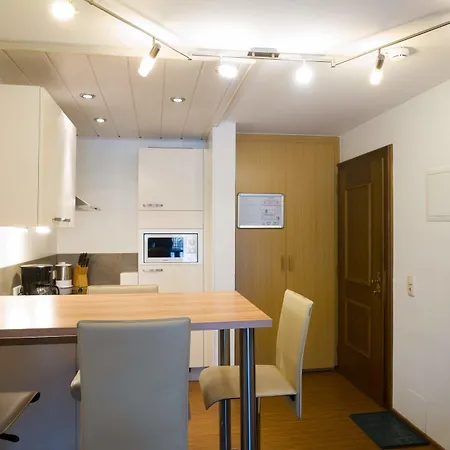 Alpine Living By We Rent, Summercard Included