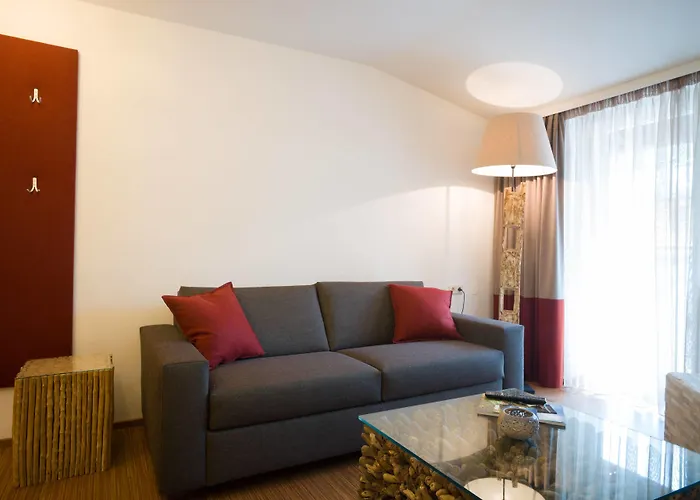 Alpine Living By We Rent, Summercard Included Apartman